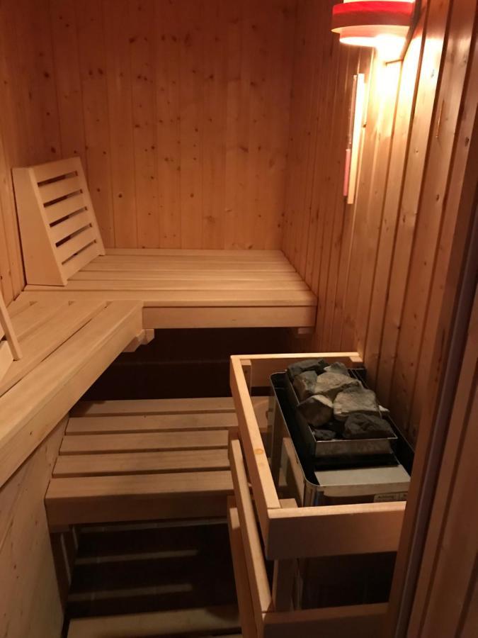Konditor B & B Frenkendorf 외부 사진